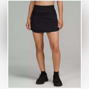 NWT Lululemon Hotty Hot HR Skirt